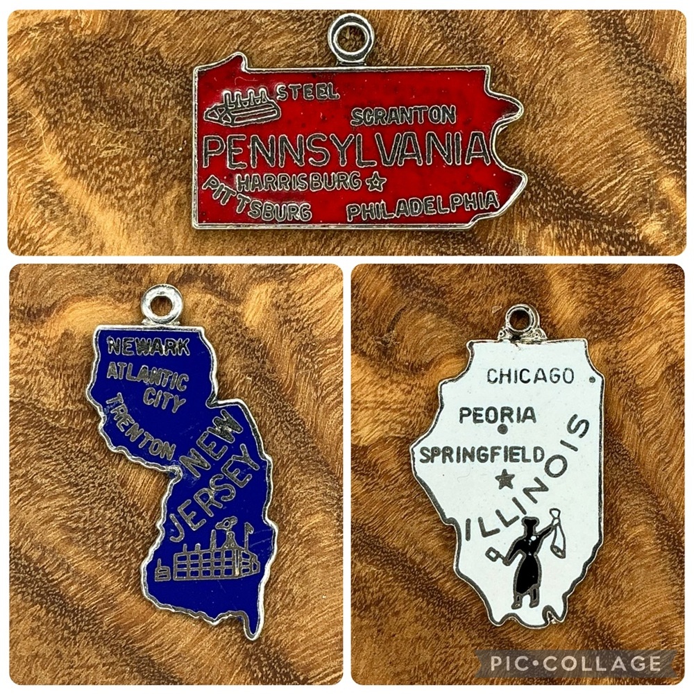 Vntg souvenir State charms | PA NJ IL | charm bracelet | silver/enameled CLRBX